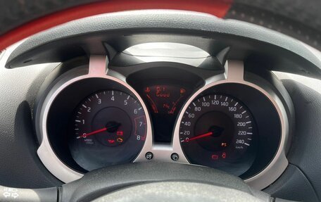 Nissan Juke II, 2012 год, 950 000 рублей, 13 фотография