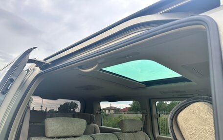 Nissan Elgrand III, 2002 год, 800 000 рублей, 10 фотография