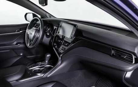 Toyota Camry, 2021 год, 3 589 000 рублей, 11 фотография