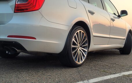 Skoda Superb III рестайлинг, 2014 год, 1 770 000 рублей, 24 фотография
