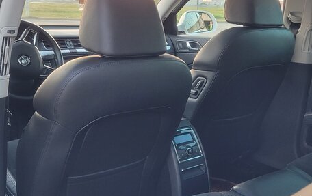 Skoda Superb III рестайлинг, 2014 год, 1 770 000 рублей, 18 фотография