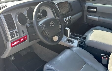 Toyota Sequoia II рестайлинг, 2008 год, 4 100 000 рублей, 13 фотография