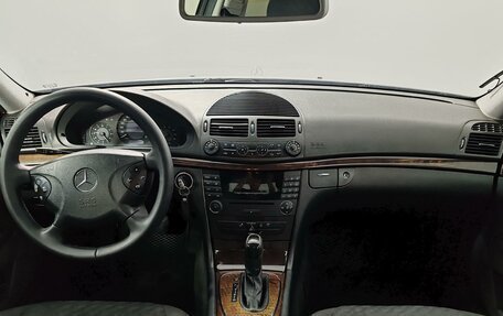 Mercedes-Benz E-Класс, 2004 год, 620 000 рублей, 10 фотография