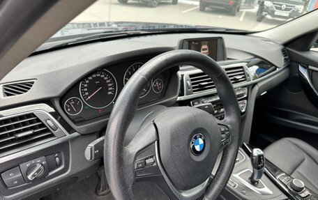 BMW 3 серия, 2017 год, 1 735 000 рублей, 11 фотография