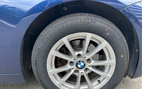 BMW 3 серия, 2017 год, 1 735 000 рублей, 18 фотография