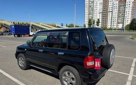 Mitsubishi Pajero iO, 2006 год, 1 100 000 рублей, 11 фотография