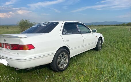 Toyota Camry, 2001 год, 380 000 рублей, 4 фотография