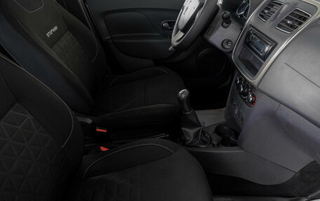 Renault Sandero II рестайлинг, 2015 год, 749 000 рублей, 12 фотография