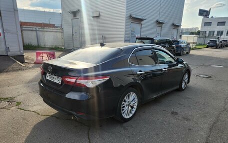 Toyota Camry, 2018 год, 2 140 000 рублей, 3 фотография