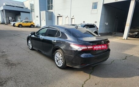 Toyota Camry, 2018 год, 2 140 000 рублей, 4 фотография