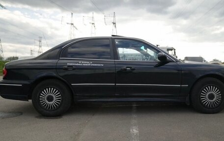 Hyundai Sonata IV рестайлинг, 2004 год, 650 000 рублей, 1 фотография