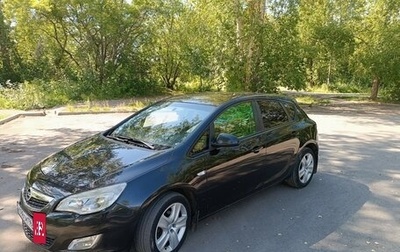 Opel Astra J, 2011 год, 640 000 рублей, 1 фотография
