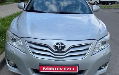 Toyota Camry, 2010 год, 930 000 рублей, 1 фотография
