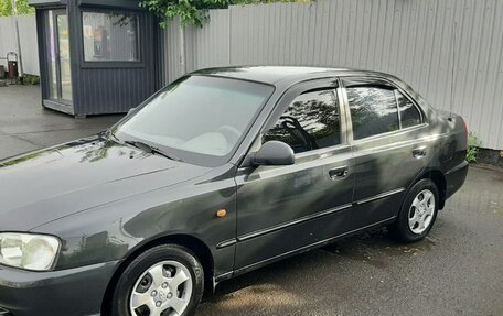Hyundai Accent II, 2011 год, 560 000 рублей, 2 фотография