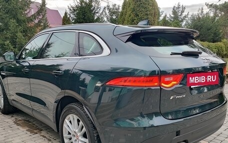 Jaguar F-Pace, 2017 год, 3 400 000 рублей, 4 фотография