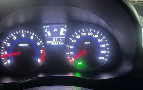 Hyundai Solaris II рестайлинг, 2012 год, 825 000 рублей, 6 фотография