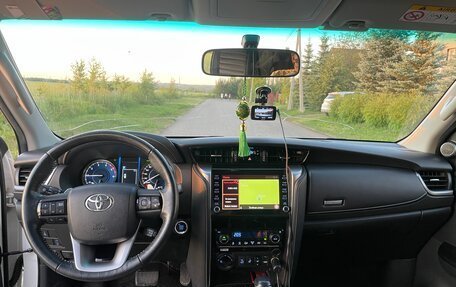Toyota Fortuner II, 2020 год, 4 000 000 рублей, 11 фотография