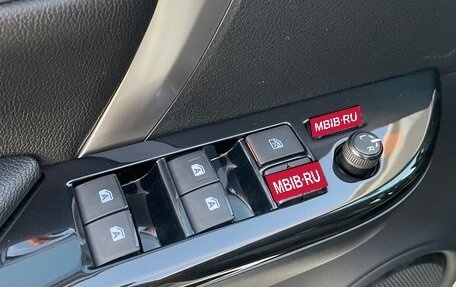 Toyota Fortuner II, 2020 год, 4 000 000 рублей, 12 фотография