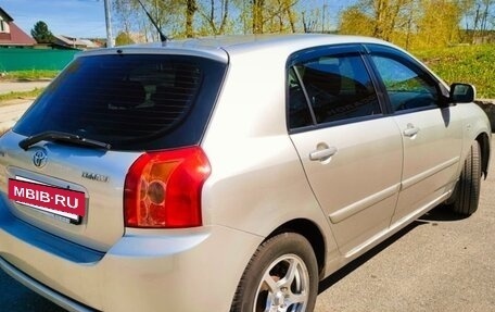 Toyota Corolla, 2005 год, 760 000 рублей, 3 фотография