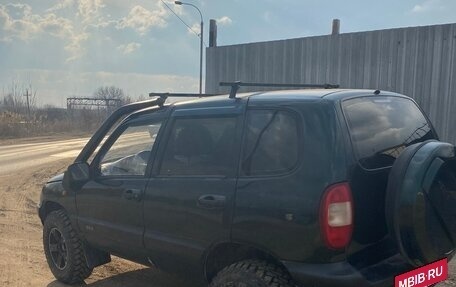 Chevrolet Niva I рестайлинг, 2004 год, 300 000 рублей, 4 фотография