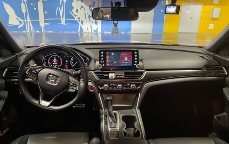 Honda Accord IX рестайлинг, 2018 год, 2 000 000 рублей, 9 фотография
