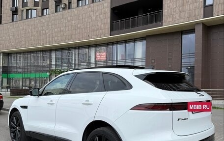 Jaguar F-Pace, 2021 год, 3 900 000 рублей, 5 фотография