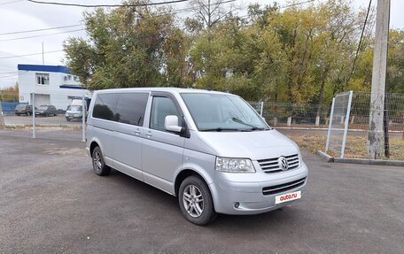 Volkswagen Caravelle T5, 2006 год, 1 500 000 рублей, 2 фотография