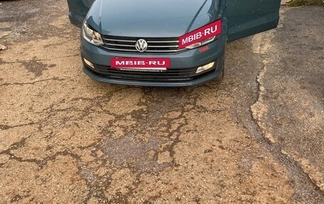 Volkswagen Polo VI (EU Market), 2019 год, 1 690 000 рублей, 2 фотография
