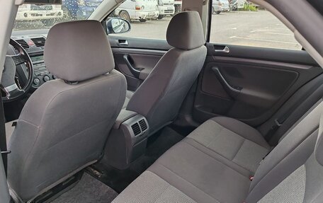 Volkswagen Jetta VI, 2008 год, 600 000 рублей, 11 фотография
