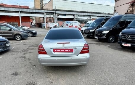 Mercedes-Benz E-Класс, 2004 год, 850 000 рублей, 5 фотография