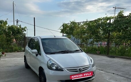 Honda Fit III, 2002 год, 410 000 рублей, 2 фотография