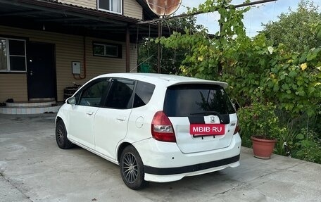 Honda Fit III, 2002 год, 410 000 рублей, 4 фотография