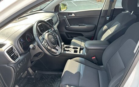 KIA Sportage IV рестайлинг, 2020 год, 2 115 000 рублей, 26 фотография