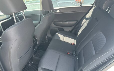 KIA Sportage IV рестайлинг, 2020 год, 2 115 000 рублей, 25 фотография