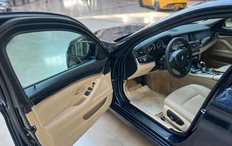 BMW 5 серия, 2013 год, 1 800 000 рублей, 9 фотография