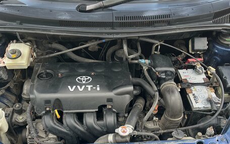 Toyota Ist II, 2002 год, 530 000 рублей, 5 фотография