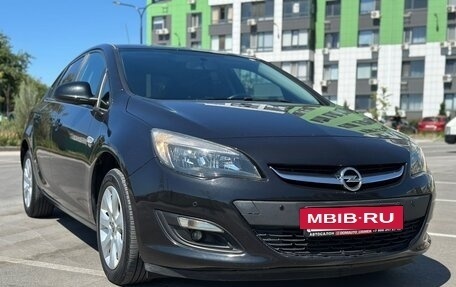 Opel Astra J, 2015 год, 1 120 000 рублей, 7 фотография
