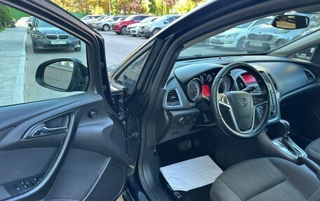 Opel Astra J, 2015 год, 1 120 000 рублей, 22 фотография