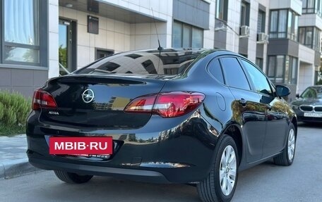 Opel Astra J, 2015 год, 1 120 000 рублей, 14 фотография