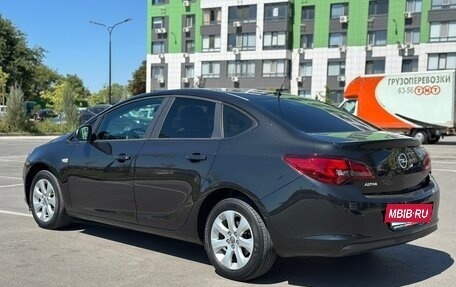 Opel Astra J, 2015 год, 1 120 000 рублей, 15 фотография