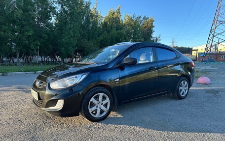 Hyundai Solaris II рестайлинг, 2013 год, 850 000 рублей, 2 фотография