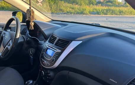 Hyundai Solaris II рестайлинг, 2013 год, 850 000 рублей, 6 фотография