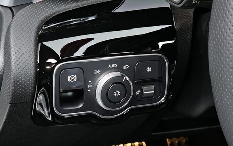 Mercedes-Benz CLA, 2022 год, 3 530 045 рублей, 14 фотография