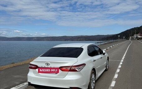 Toyota Camry, 2020 год, 3 000 000 рублей, 4 фотография