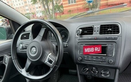 Volkswagen Polo VI (EU Market), 2012 год, 750 000 рублей, 10 фотография