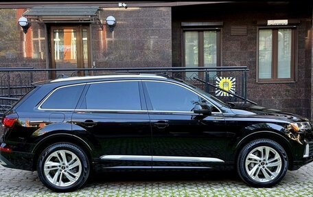 Audi Q7, 2022 год, 5 500 000 рублей, 3 фотография