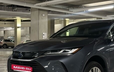 Toyota Venza, 2022 год, 3 750 000 рублей, 4 фотография