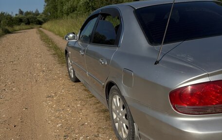 Hyundai Sonata IV рестайлинг, 2004 год, 450 000 рублей, 5 фотография