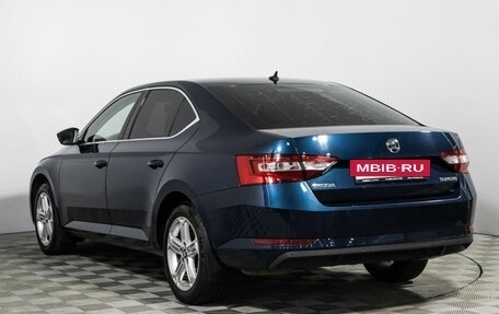 Skoda Superb III рестайлинг, 2015 год, 1 849 700 рублей, 7 фотография