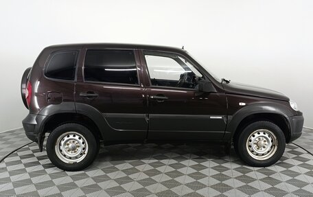 Chevrolet Niva I рестайлинг, 2011 год, 490 000 рублей, 4 фотография